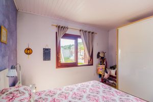 Image 16 - 221823