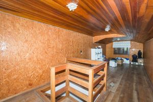 Image 16 - 221833