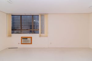 Image 7 - 221834