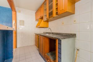 Image 18 - 221836