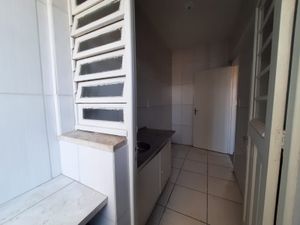 Image 3 - 221862