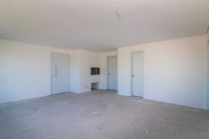 Image 3 - 221931