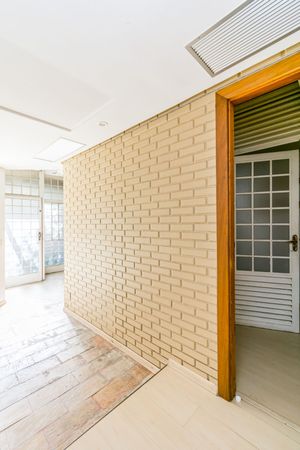 Image 30 - 222248