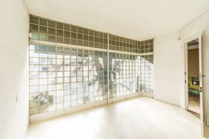 Image 37 - 222248