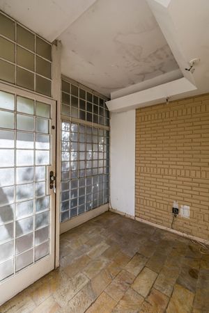 Image 38 - 222248