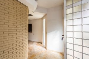 Image 39 - 222248