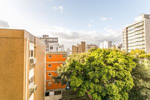 Image 19 - 222257