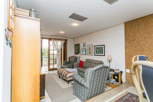 Image 6 - 222273
