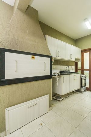 Image 33 - 222297