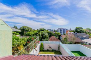 Image 19 - 222301