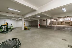 Image 3 - 222325