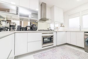 Image 33 - 222349