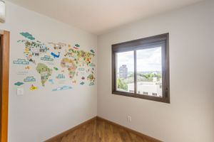 Image 10 - 222433