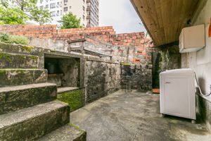 Image 6 - 222605