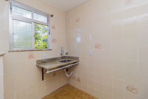 Image 12 - 222663