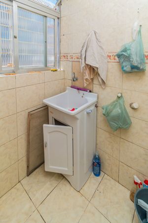 Image 11 - 222771