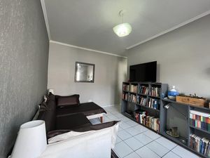 Image 1 - 222923