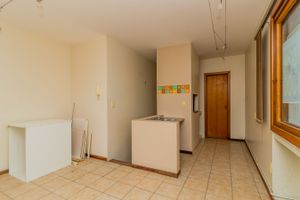 Image 9 - 222924