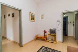 Image 3 - 222927