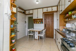 Image 20 - 223077