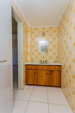 Image 18 - 223213