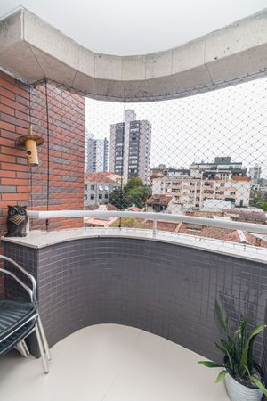 Image 10 - 223221