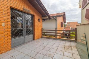 Image 38 - 223328