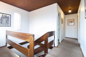 Image 35 - 223328