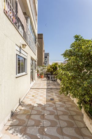 Image 7 - 223407