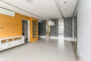 Image 3 - 223428