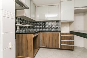 Image 25 - 223428