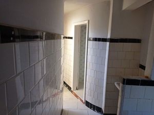 Image 9 - 223464