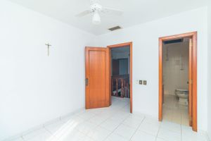 Image 22 - 223584