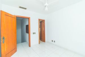 Image 23 - 223584
