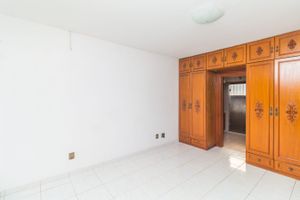 Image 30 - 223584