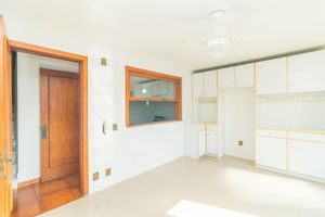 Image 37 - 223584