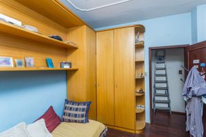 Image 25 - 223593