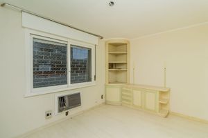 Image 8 - 223656