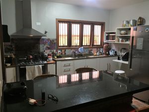 Image 19 - 223657