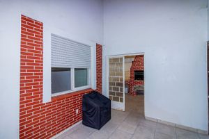 Image 35 - 223678