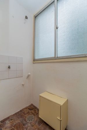 Image 14 - 223683