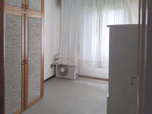 Image 10 - 223745