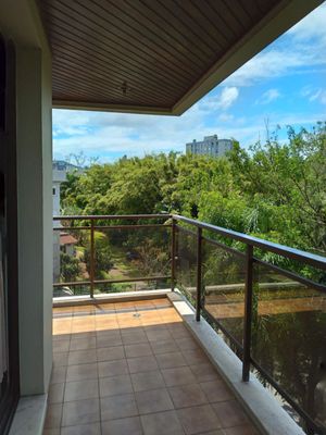 Image 13 - 223745