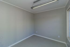 Image 35 - 223754