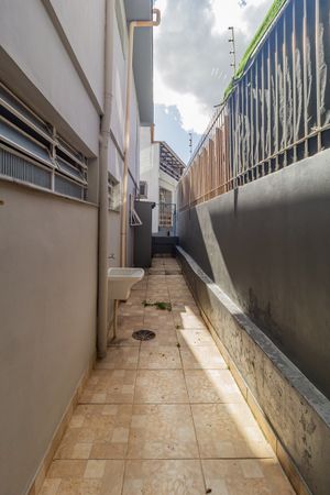 Image 72 - 223754