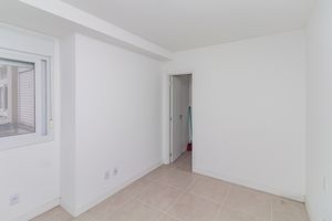 Image 9 - 223761