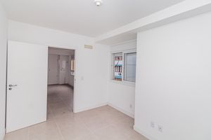 Image 8 - 223761