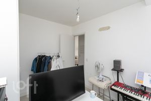 Image 31 - 223833