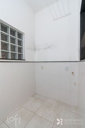 Image 19 - 224130
