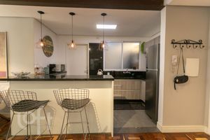 Image 19 - 224483